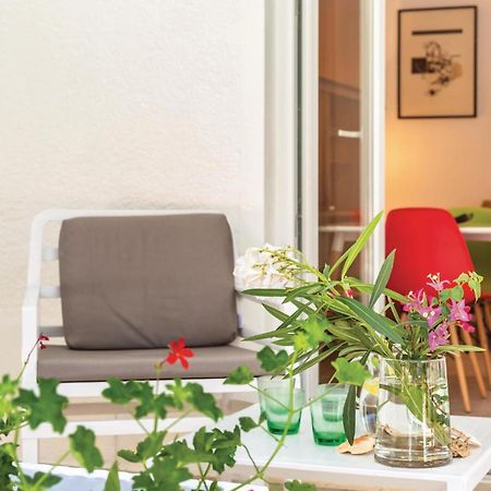 1 Bedroom Gorgeous Apartment In Makarska Exterior photo